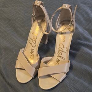 Sam Edelman Tan Heeled Sandals Classic Design